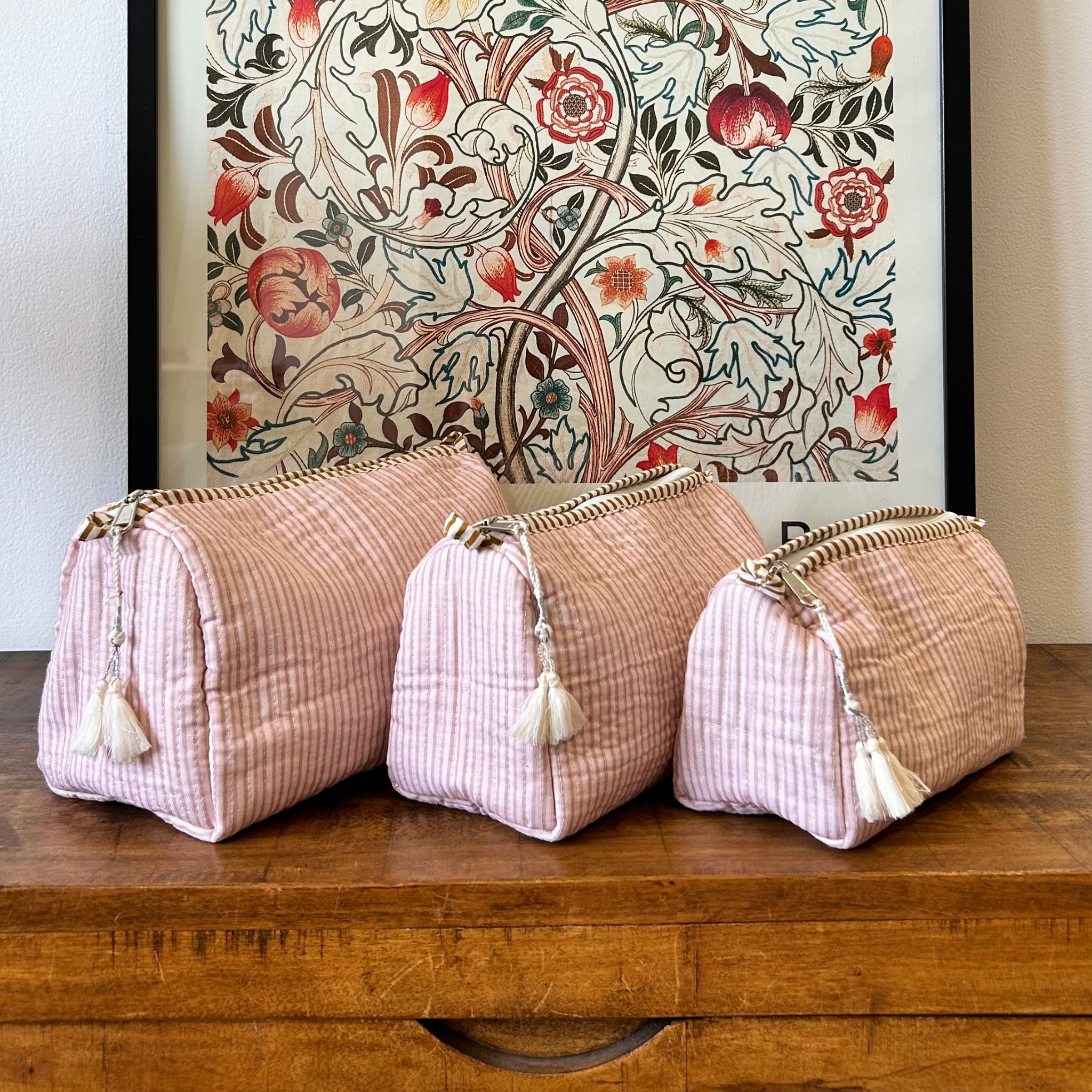 Pochette rayée matelassée